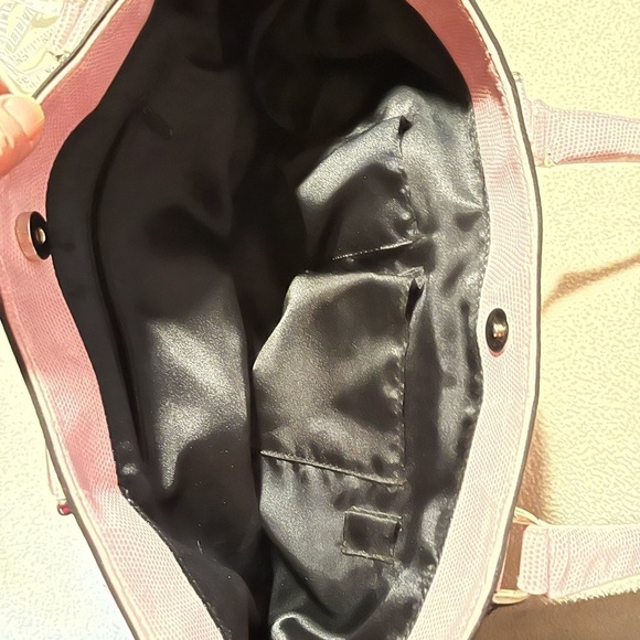Mary Kay Shoulder Bag Imperfection - Picture 9 of 13